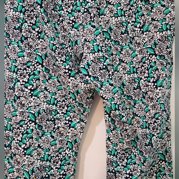 Women's Lands' End Floral Pants, Size M/P - Picture 9 of 9
